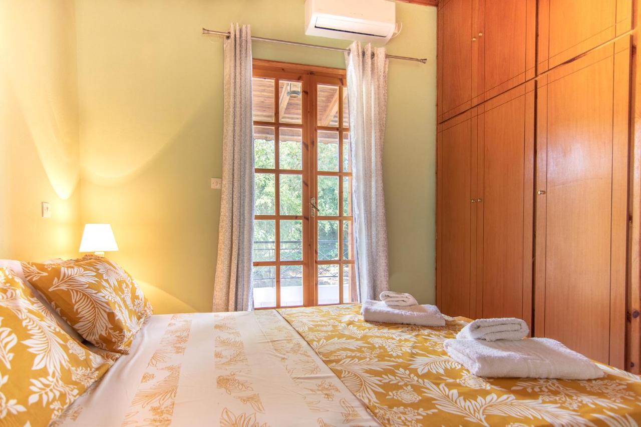 Anastasia Apartments โคโรนิ ภายนอก รูปภาพ